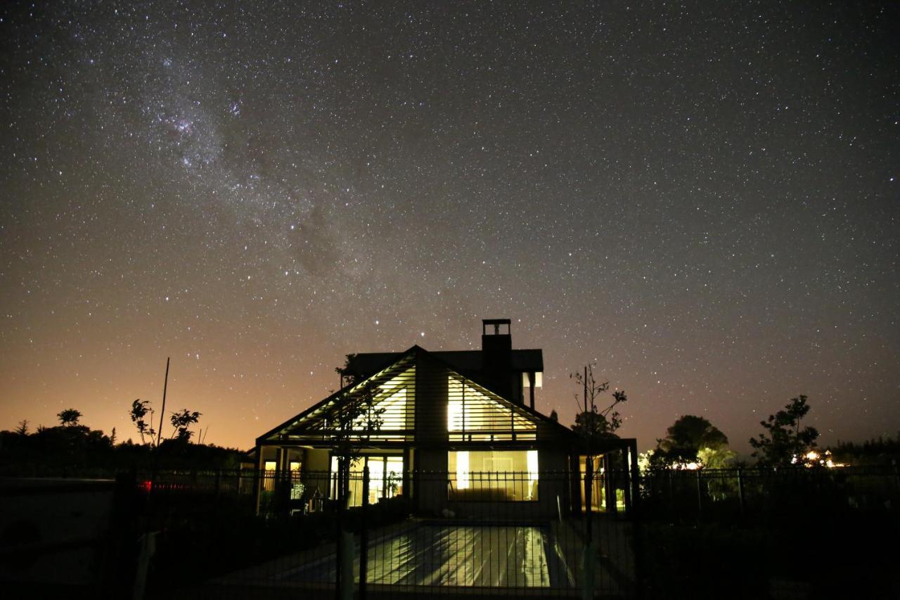 Pine Hill Lodge In Vineyard Mapua Exterior photo